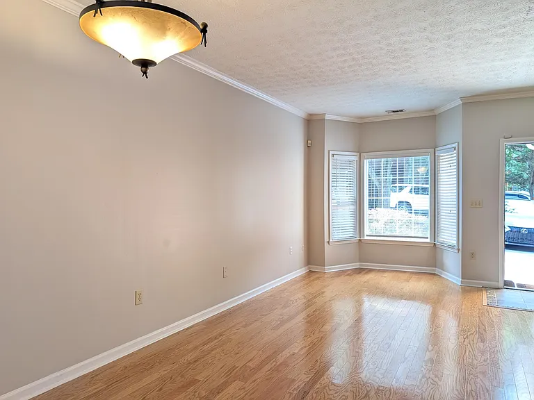 2680 Pine Tree Rd NE #3 — Photo 3