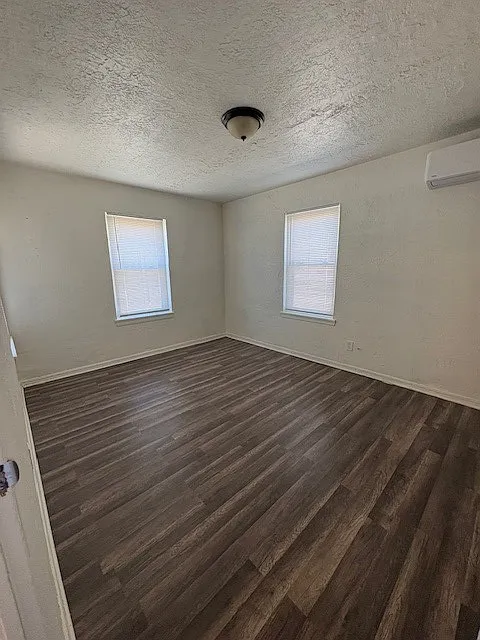 201 Northwest 3rd Street Unit B (new) - — Photo 2
