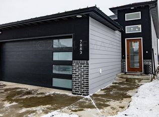 7883 Lost River Rd, Horace, ND 58047