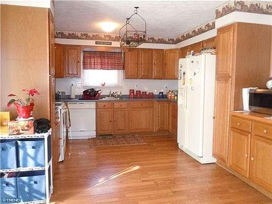 5th image of 108 Scammell Dr
