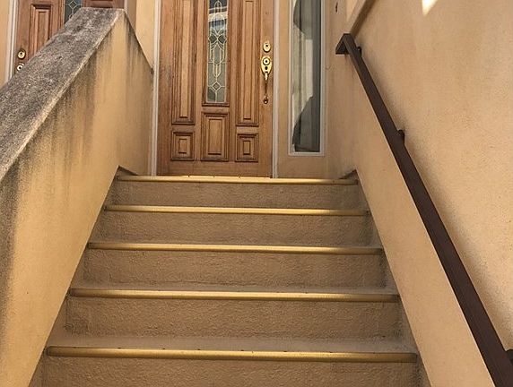 2nd image of 2062 Artesia Blvd APT C