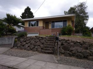 8340 37th Ave S, Seattle, WA 98118