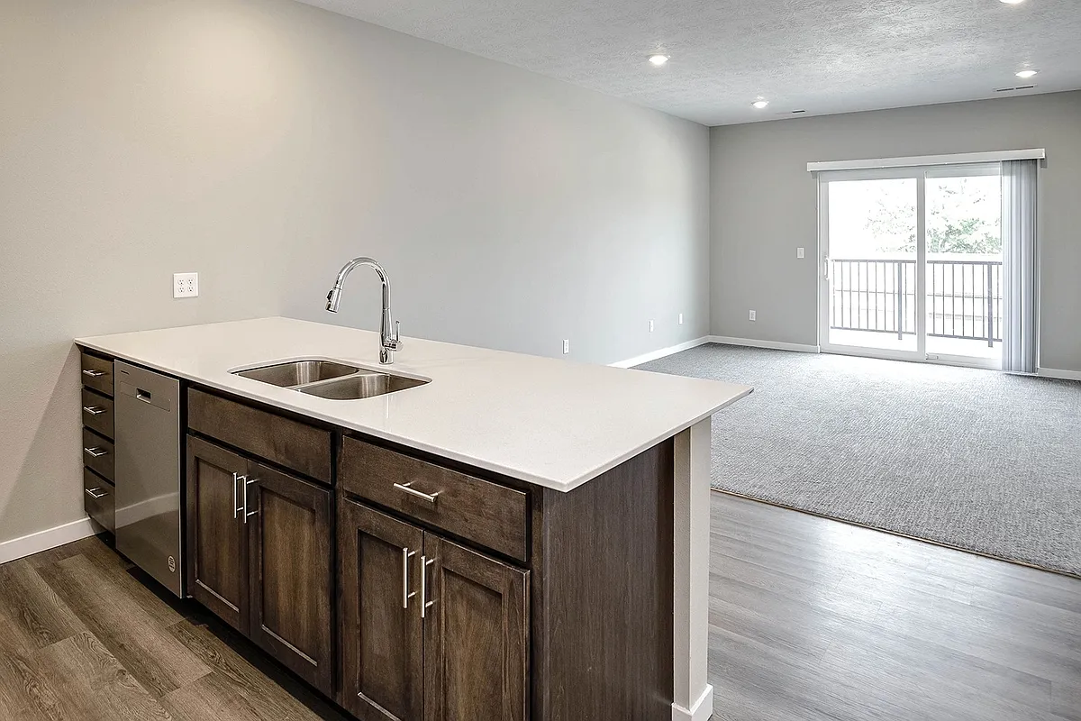 Building Photo - Logan Creek