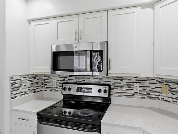 5th image of 12351 Notting Hill LN #34