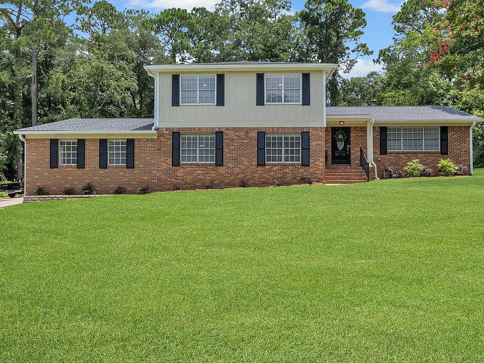 1st image of 3809 Leane Dr