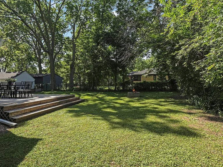 1385 Arbor St — Photo 27