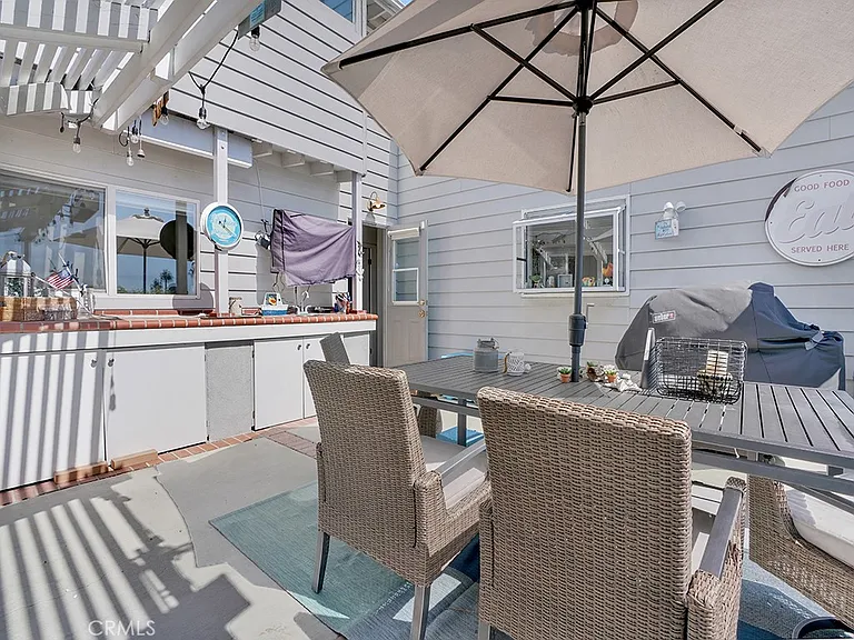33841 Golden Lantern St — Photo 8