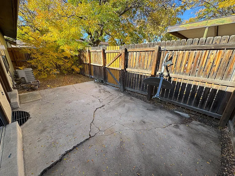 3839 S Evanston St — Photo 22