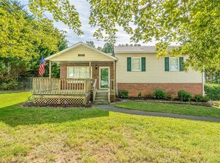 5035 Fletcher Dr, Walkertown, NC 27051