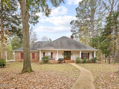 8 Charleston Ave, Clinton, MS, 39056