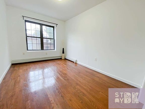 4th image of 135 Herkimer St #2