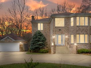 2134 Shermer Rd, Northbrook, IL 60062