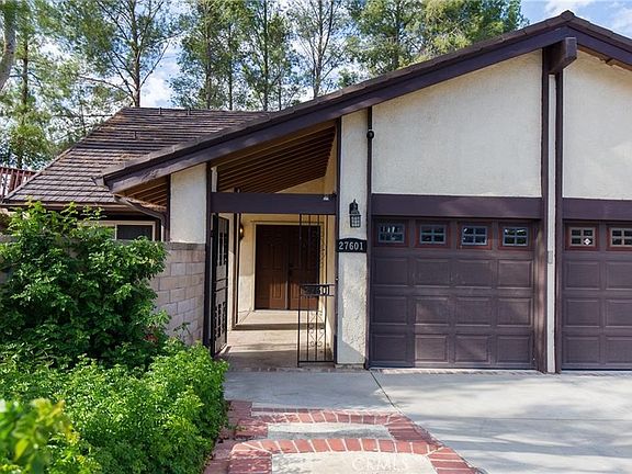 4th image of 27601 Endeavor St