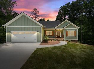 174 Kelly Ln, Ellijay, GA 30540