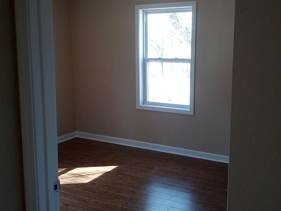 2nd image of 261 Broadview Dr