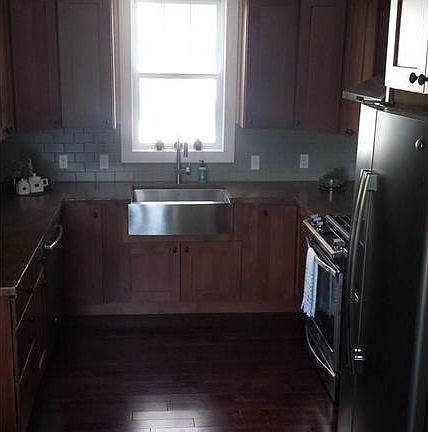 3rd image of 309 S Yellowstone St