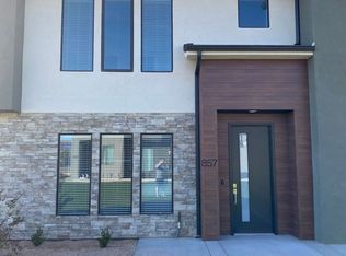 857 S Scarlet Oak Ln, Saint George, UT 84790