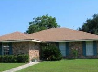 40226 La Rochelle Rd, Prairieville, LA 70769