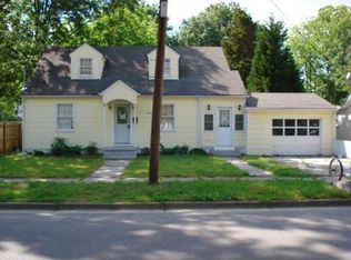 403 N Webb St, Selma, NC 27576