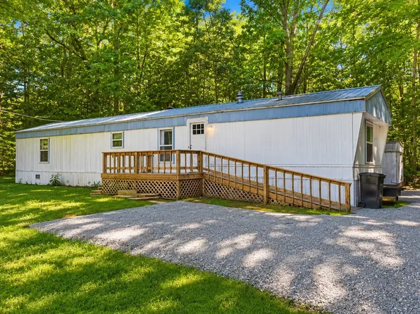 112 White Cemetery Rd, Cedar Grove, TN 38321