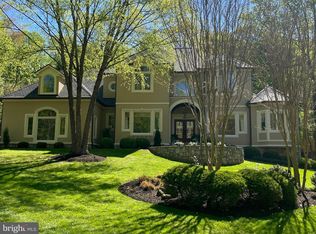 11300 Stonehouse Pl, Great Falls, VA 22066