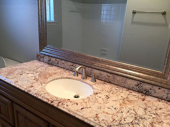 4th image of 1209 Belmont Pl