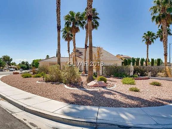 2nd image of 8001 Vista Twilight Dr