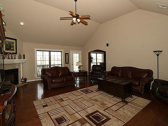 Spacious Family room!