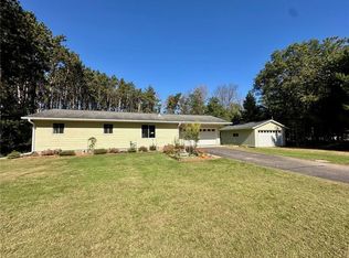 420 Lake Rd, Altoona, WI 54720