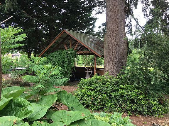 5th image of 22320 Hickory Way