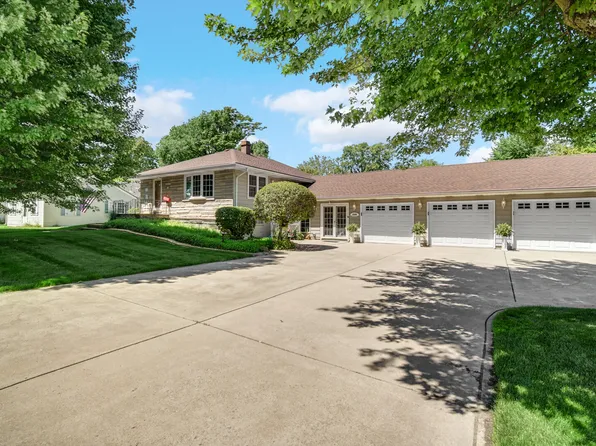 2266 Parke St, Lake Station, IN 46405
