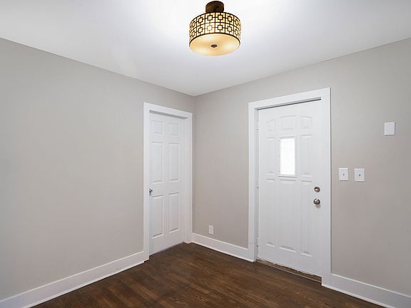 3rd image of 720 Kellogg St SE #1