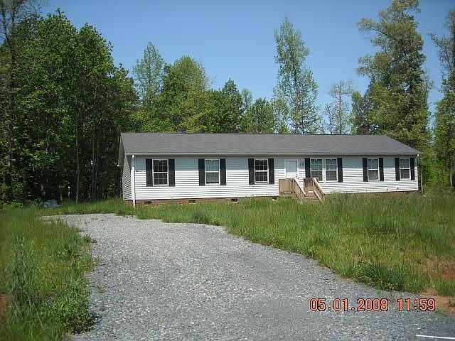 1st image of 2219 Oxford Dr