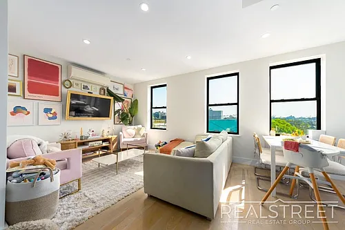 645 Knickerbocker Ave #4 Photo 1 645 Knickerbocker Ave #4 Photo 1