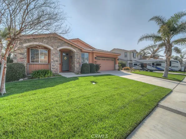 15477 Petunia St, Fontana, CA 92336