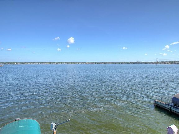 2nd image of 3921 Northshore Dr