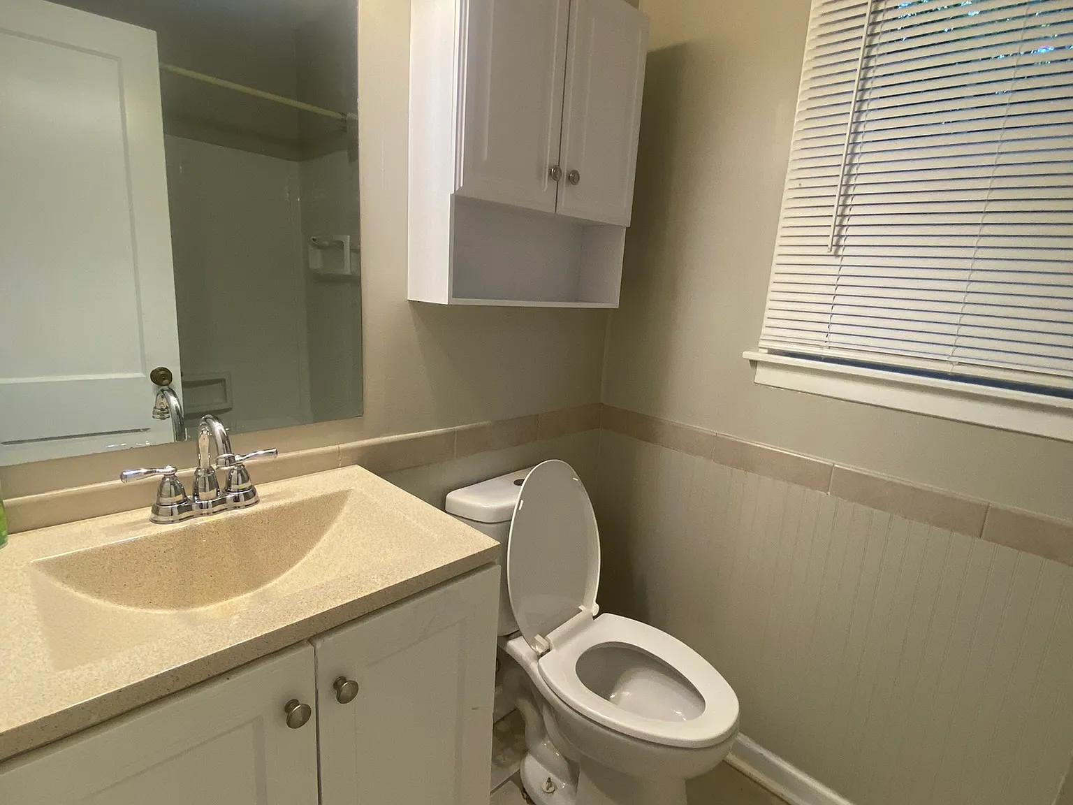 2 bed, 768 sqft, $1,200 — Photo 4