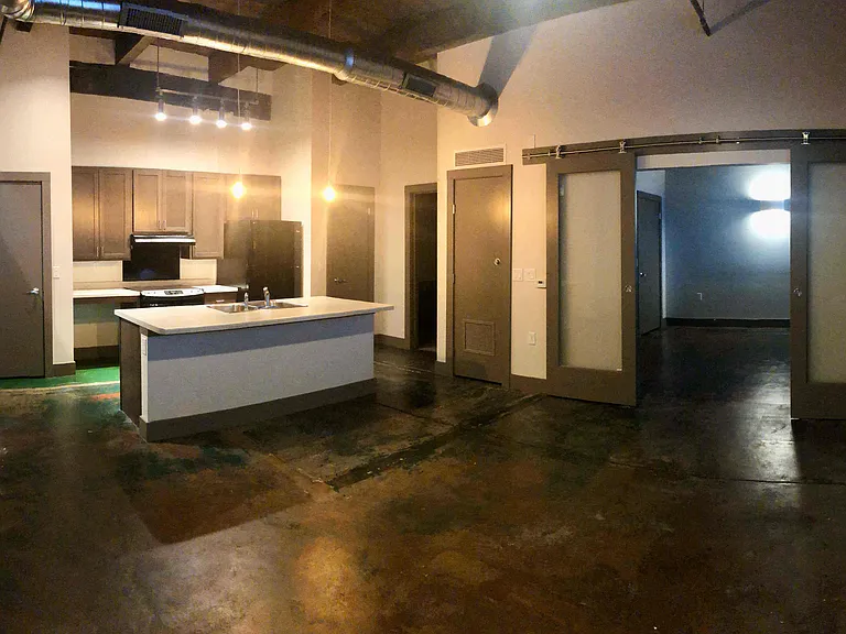 2219 Lofts — Photo 5