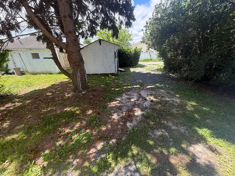 36 Pulaski St — Photo 11
