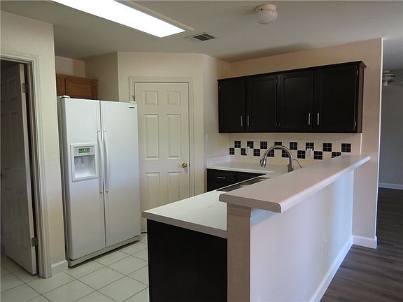 5th image of 14732 Yora Dr