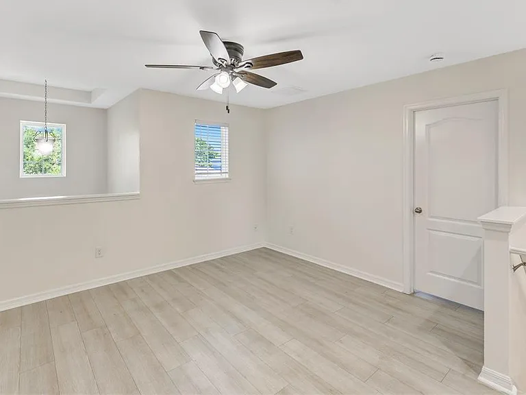 11607 Warren Oaks Pl — Photo 36