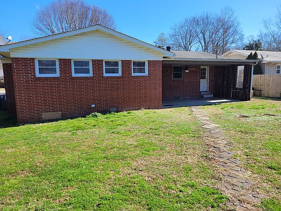 2nd image of 616 Green River Dr