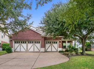 8319 Clover Leaf Dr, Rosenberg, TX 77469