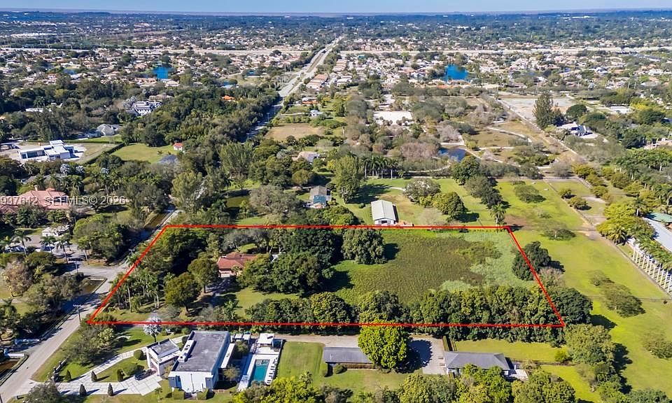 1st image of 14311 Stirling Rd