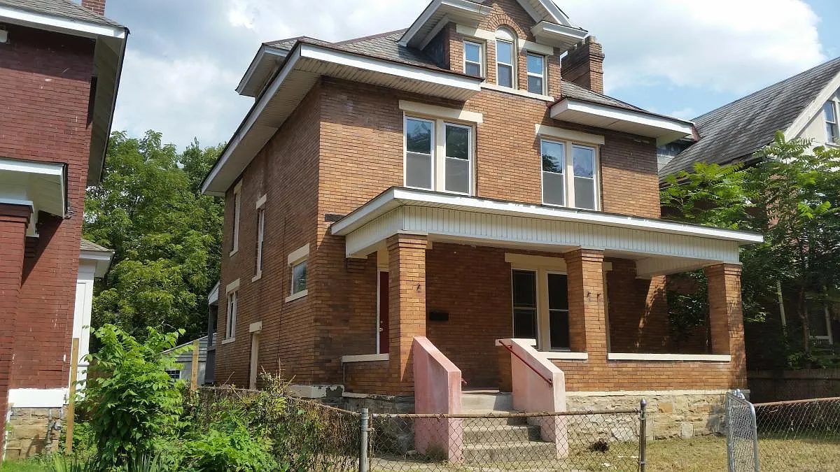 388 Morrison Avenue — Photo 2