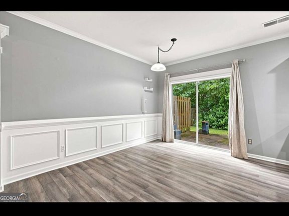 4th image of 5054 Sherwood Way
