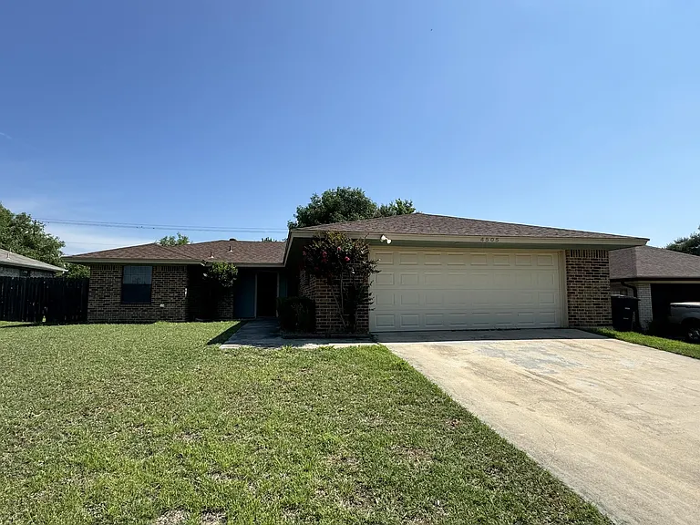 4505 River Oaks Dr — Photo 2