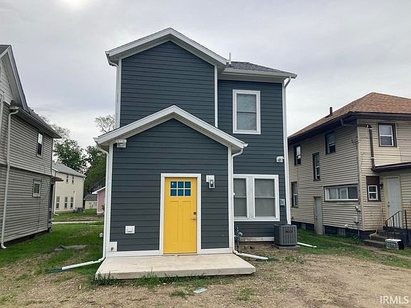 2nd image of 536 Blaine Ave
