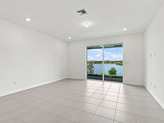 5th image of 3556 Spanish Cedar Pl #A