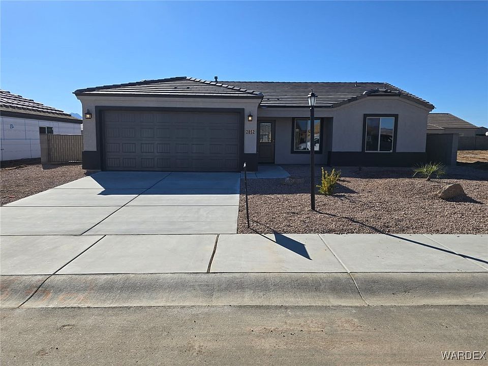 1st image of 2852 E Hermosa Vista